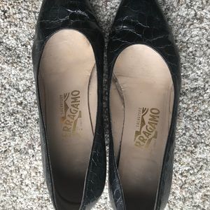 Salvatore Ferragamo Croc Black Leather Pumps 7 C